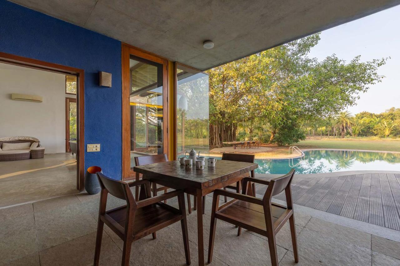 Jay House By Stayvista - Leisure Oasis With Pool, Snooker, Table Tennis & Foosball Fun Alibag Exterior photo